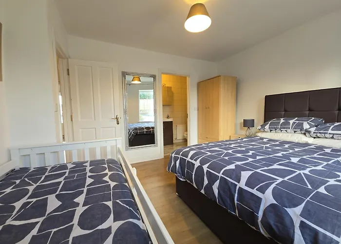 Wild Atlantic Way - Retreat - Sleeps 12